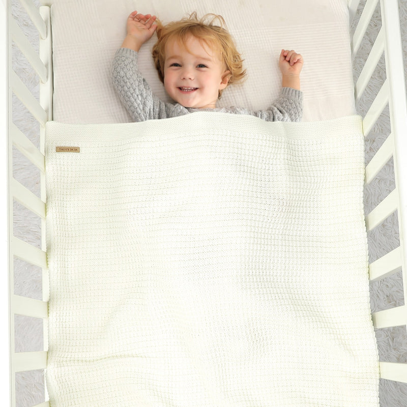 Newborn Baby Birth Blanket - Keep Your Little One Cozy and Comfortable All Year Round with Our Kn...
