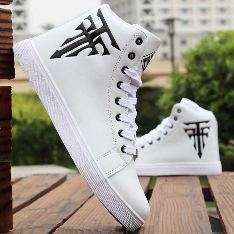 White Sneakers Man Vulcanized Sneakers - Style meets Comfort - Perfect addition to your wardrobe