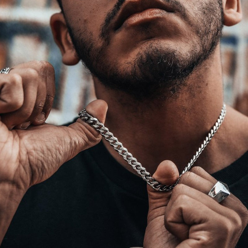 BERRY'S BUYS™ Basic Punk Stainless Steel Curb Cuban Necklaces - Elevate Your Style with the Ultimate Statement Piece - Durable and Stylish Accessory for Men and Women - Berry's Buys