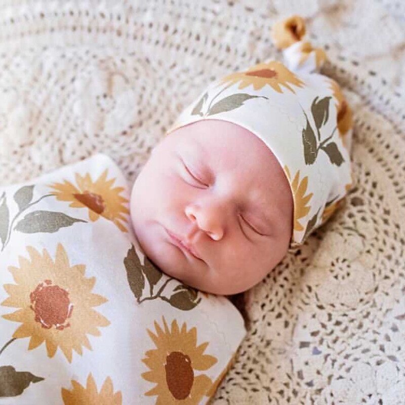 BERRY'S BUYS™ INS Newborn Swaddle Cocoon Wrap and Hat - Keep your little one cozy and content all day, every day! - Berry's Buys