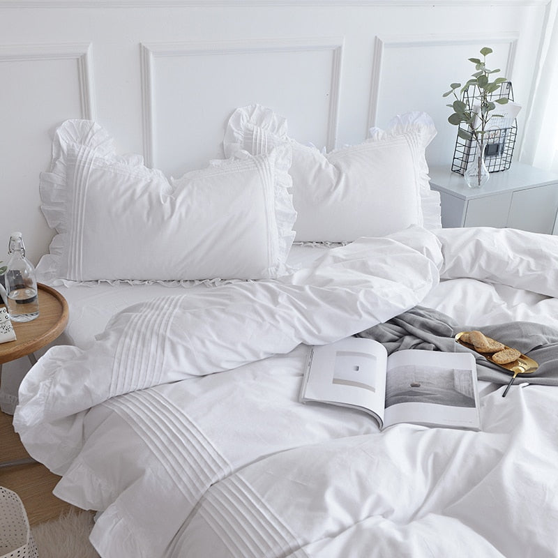 Super Sale White Bedding Set - Experience Luxurious Comfort and Elegance with Julliette Dream's H...