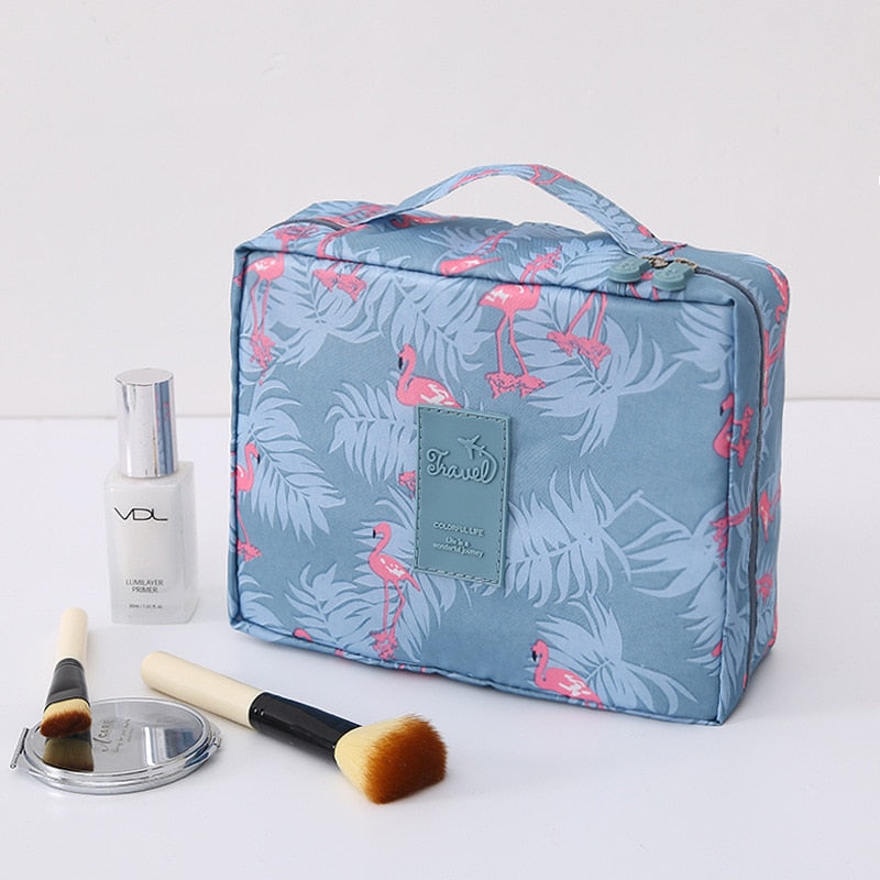 Multi-Functional Cosmetic Bag - Stay Organized On-The-Go - Durable & Eco-Friendly