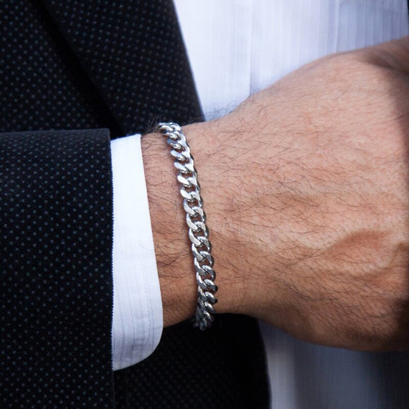 BERRY'S BUYS™ Cuban Chain Bracelet Men 2022 - Elevate Your Style with this Timeless Accessory - Crafted with Durable Stainless Steel - Berry's Buys
