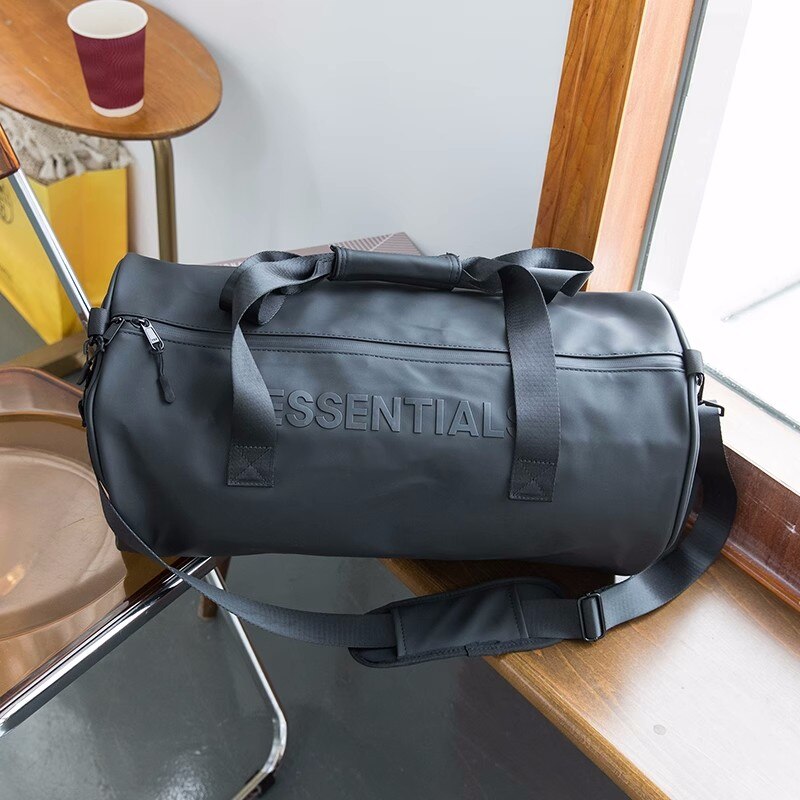 BERRY'S BUYS™ ESSENTIALS Travel Bag - The Ultimate Companion for Stylish and Practical Travels - Waterproof and Spacious - Berry's Buys