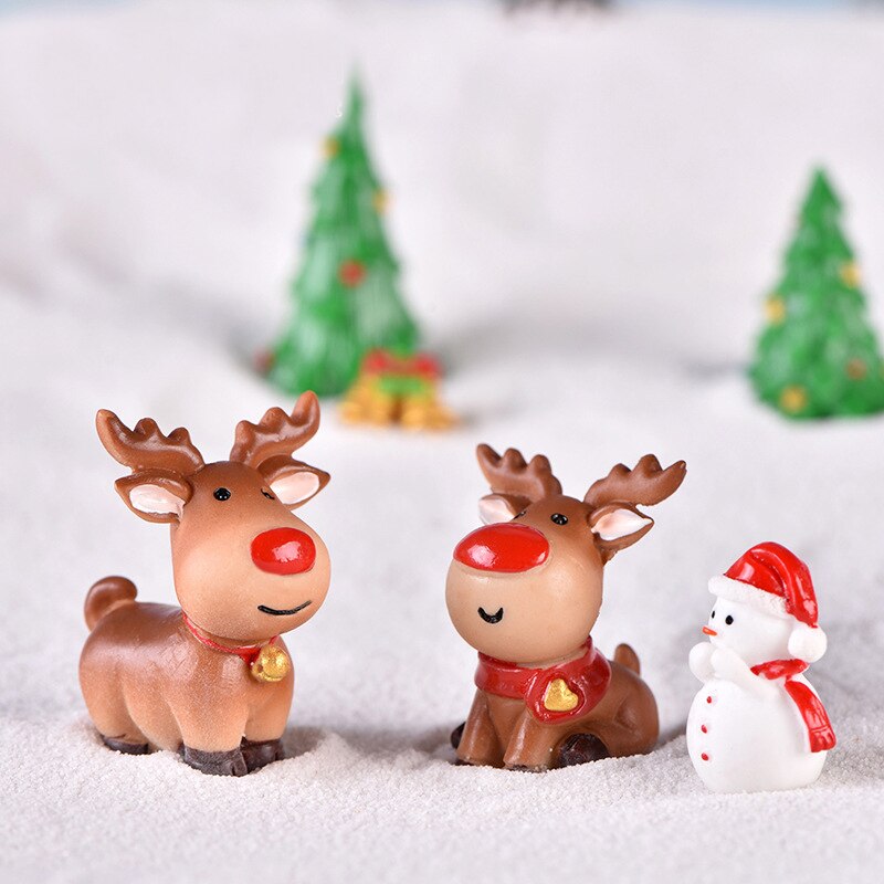 BERRY'S BUYS™ 2022 New Mini Resin Christmas Decoration Santa Claus Snowman Tree Micro Landscape Model DIY Miniature Garden Figurine Home Decor - Berry's Buys